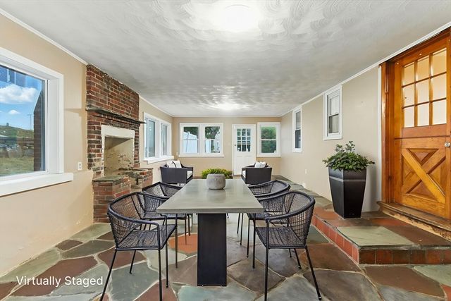 380 Cross St, Winchester, MA 01890