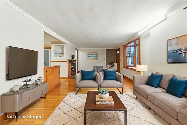 380 Cross St, Winchester, MA 01890