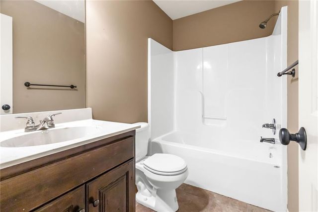 7829 Benson Street, Overland Park, KS 66204