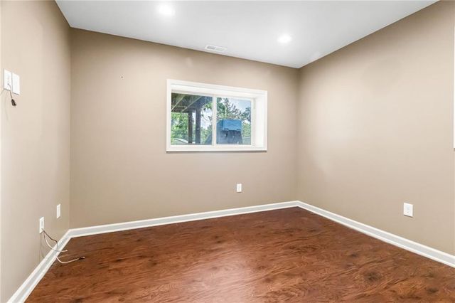 7829 Benson Street, Overland Park, KS 66204