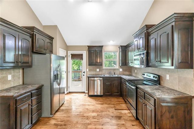 7829 Benson Street, Overland Park, KS 66204