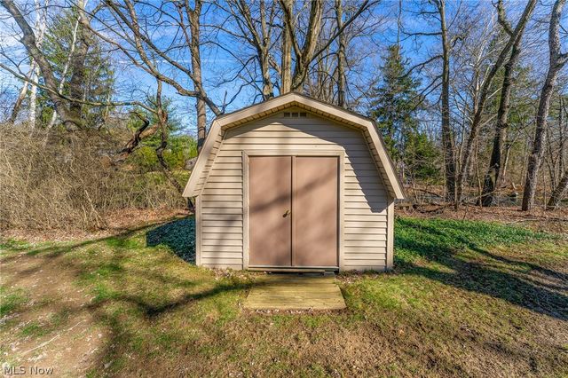 3600 Fawn Drive, Canfield, OH 44406