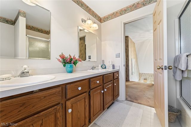 3600 Fawn Drive, Canfield, OH 44406