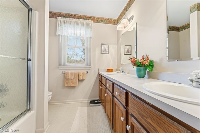 3600 Fawn Drive, Canfield, OH 44406