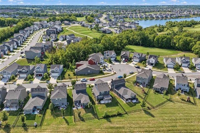 1413 Newport Lane, Raymore, MO 64083