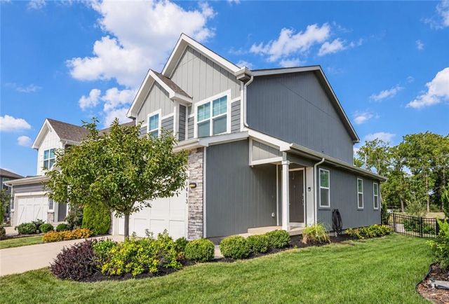 1413 Newport Lane, Raymore, MO 64083