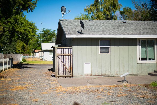 3037 Clearbrook Place, Malin, OR 97632