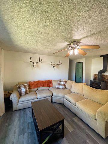 3037 Clearbrook Place, Malin, OR 97632