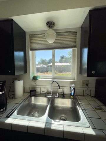 3037 Clearbrook Place, Malin, OR 97632