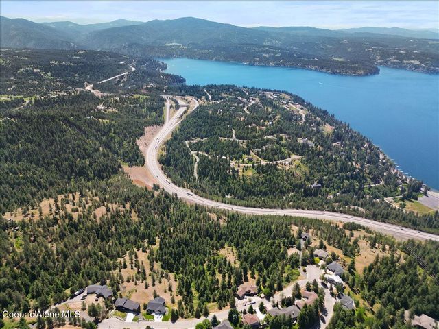 3740 E Sky Harbor DR, Coeur D'alene, ID 83814