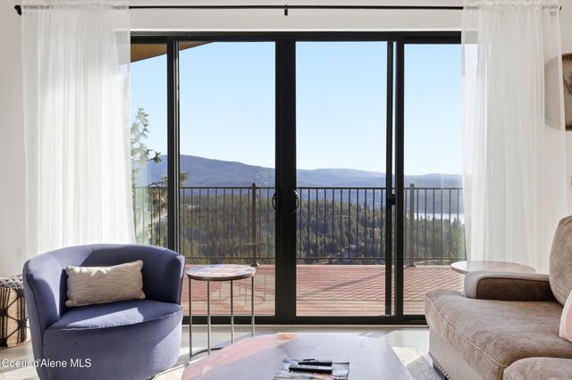 3740 E Sky Harbor DR, Coeur D'alene, ID 83814