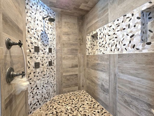 22545 S Spencer Road, New Lenox, IL 60451