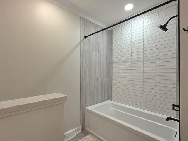 22545 S Spencer Road, New Lenox, IL 60451