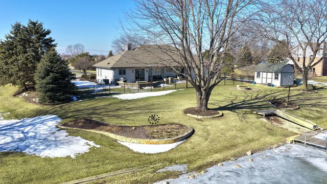 22545 S Spencer Road, New Lenox, IL 60451