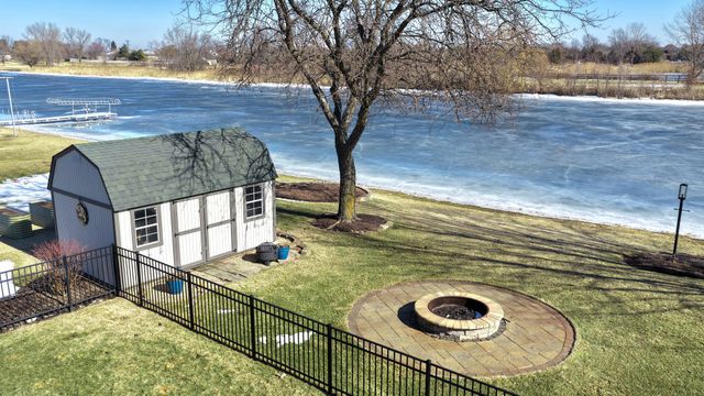 22545 S Spencer Road, New Lenox, IL 60451