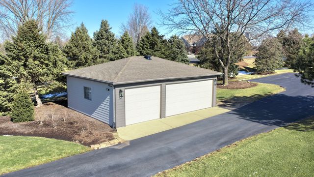 22545 S Spencer Road, New Lenox, IL 60451