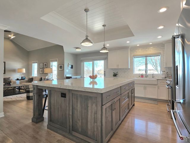 22545 S Spencer Road, New Lenox, IL 60451