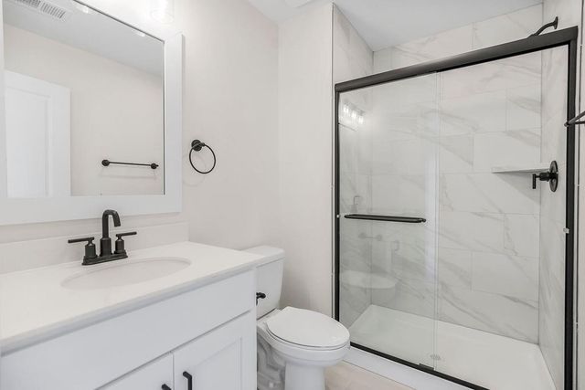 17428 W 163rd Place, Olathe, KS 66062