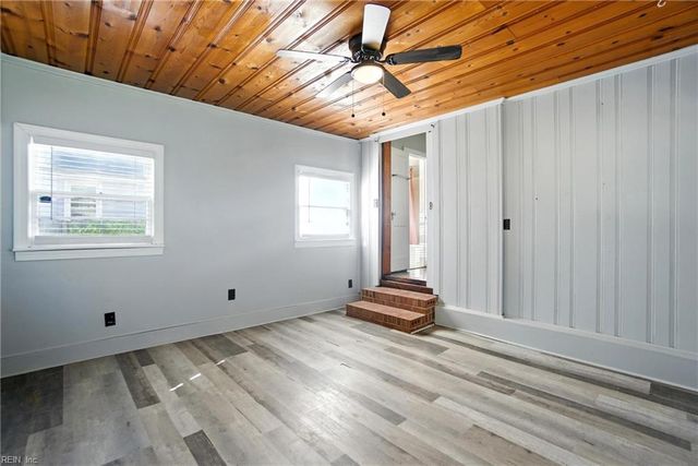 3426 Essex CIR, Norfolk, VA 23513