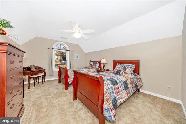 11067 WEATHERSTONE DRIVE, Waynesboro, PA 17268