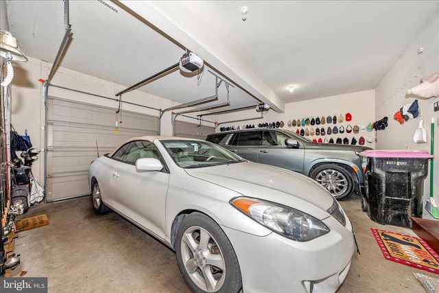 11067 WEATHERSTONE DRIVE, Waynesboro, PA 17268