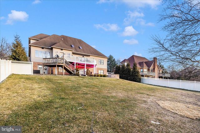 11067 WEATHERSTONE DRIVE, Waynesboro, PA 17268