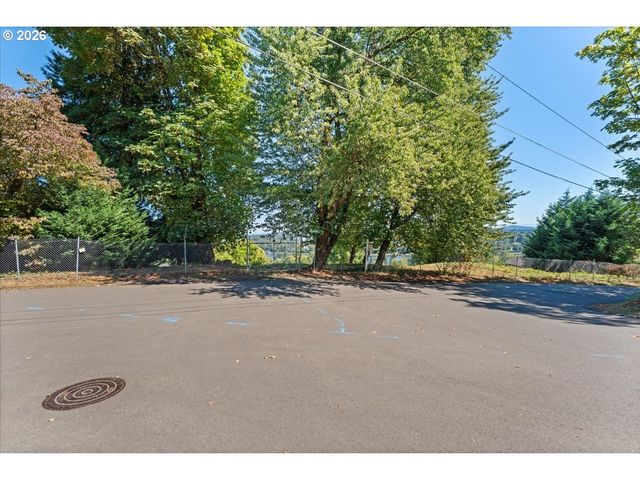 S FULTON PARK Blvd, Portland, OR 97219