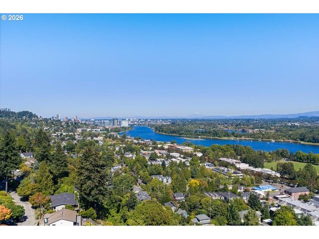 S FULTON PARK Blvd, Portland, OR 97219