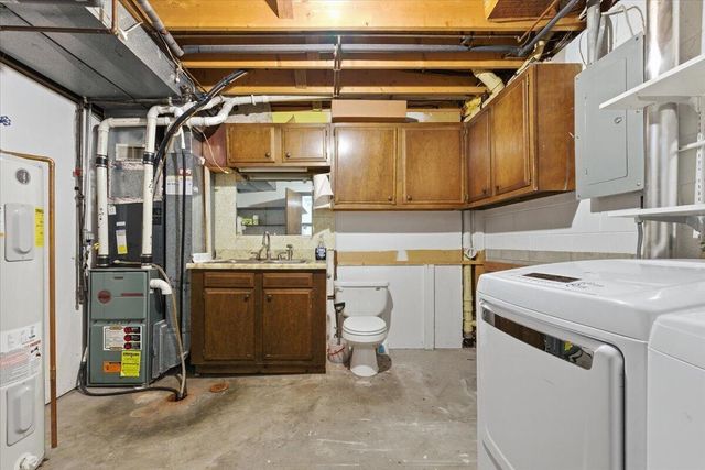 118 UPLAND Drive, Council Bluffs, IA 51503