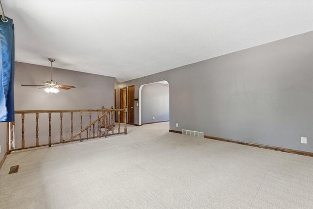 118 UPLAND Drive, Council Bluffs, IA 51503