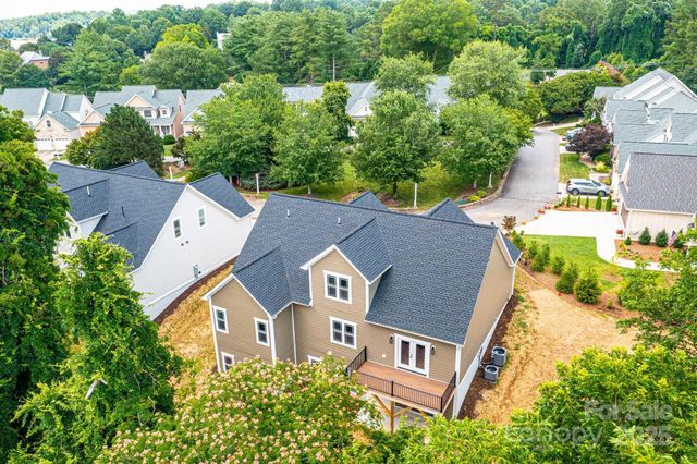 2113 6th Street NW 2, Hickory, NC 28601