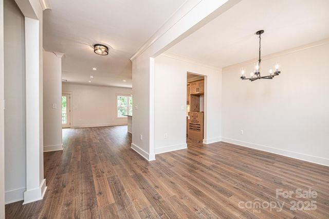 2113 6th Street NW 2, Hickory, NC 28601