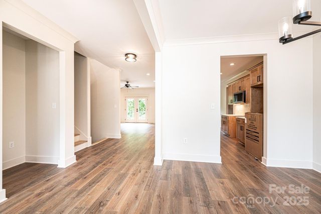 2113 6th Street NW 2, Hickory, NC 28601