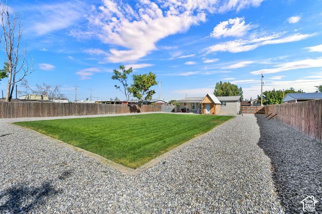 2969 W 1300 N, Clinton, UT 84015