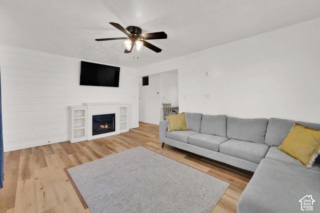 2969 W 1300 N, Clinton, UT 84015