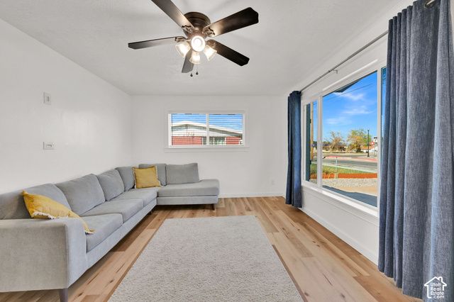 2969 W 1300 N, Clinton, UT 84015