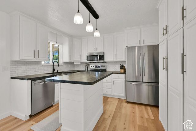 2969 W 1300 N, Clinton, UT 84015