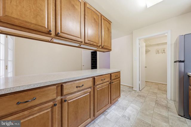 219 QUEEN ANNES CT, Hagerstown, MD 21740