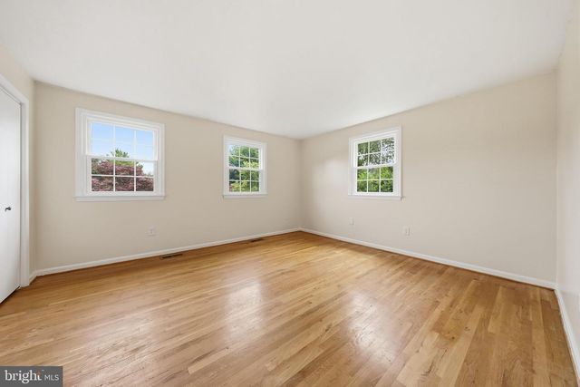 219 QUEEN ANNES CT, Hagerstown, MD 21740