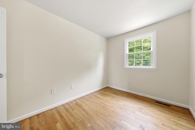 219 QUEEN ANNES CT, Hagerstown, MD 21740