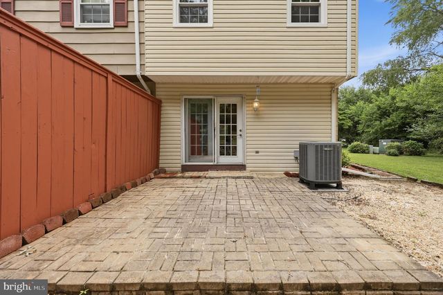 219 QUEEN ANNES CT, Hagerstown, MD 21740