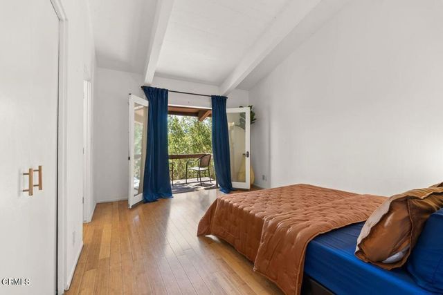 1002 Country Club Drive, Ojai, CA 93023