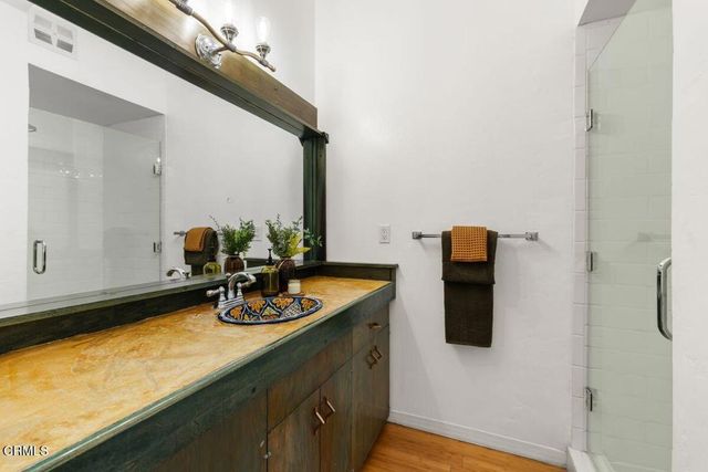 1002 Country Club Drive, Ojai, CA 93023