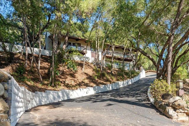 1002 Country Club Drive, Ojai, CA 93023