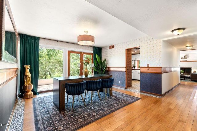 1002 Country Club Drive, Ojai, CA 93023