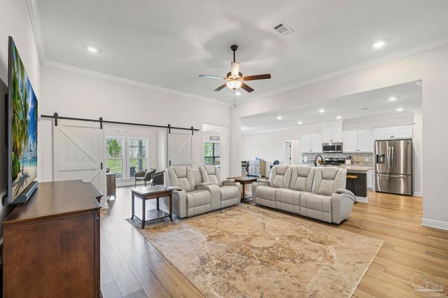 4084 Blue Hillside Ln, Milton, FL 32583