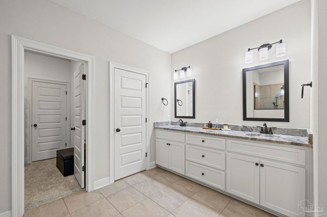 4084 Blue Hillside Ln, Milton, FL 32583