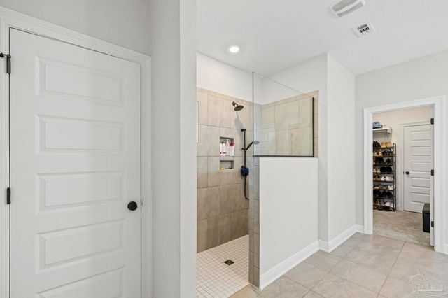 4084 Blue Hillside Ln, Milton, FL 32583