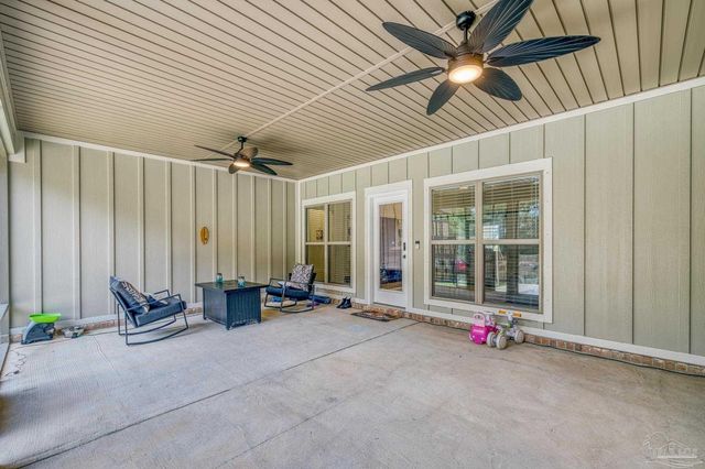 4084 Blue Hillside Ln, Milton, FL 32583