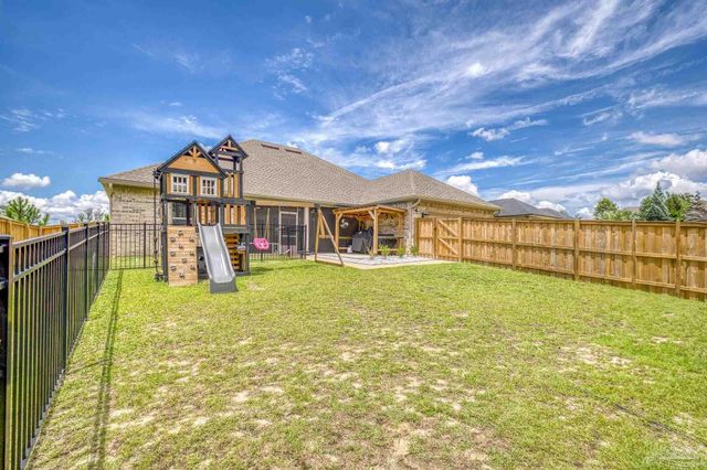 4084 Blue Hillside Ln, Milton, FL 32583